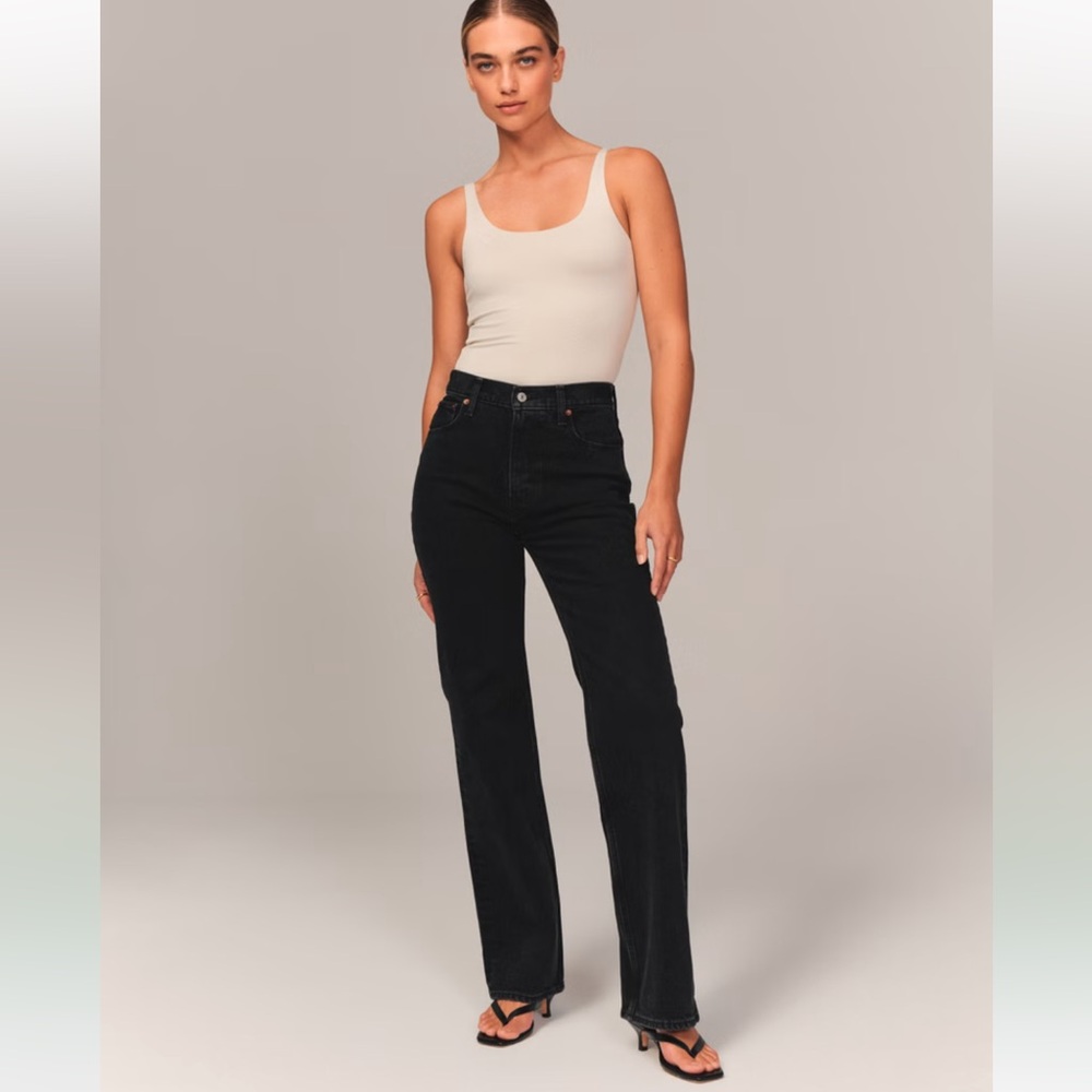 Abercrombie & Fitch Black The 90s Relaxed High Rise Jeans